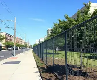 instalação do novo cercamento